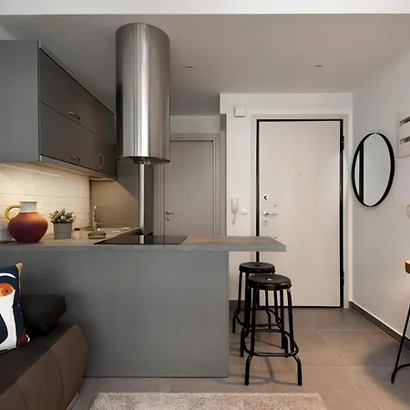 Innovative Designer In Ladadika