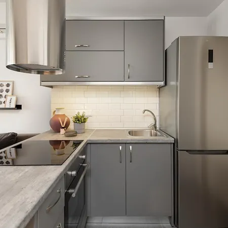 Apartment Innovative Designer In Ladadika
